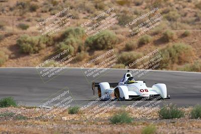media/Jun-01-2025-CalClub SCCA (Sun) [[eae223c5dd]]/Group 3/Qualifying/